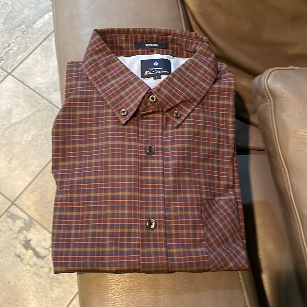 Ben Sherman long sleeve button down. New never worn with tags removed.